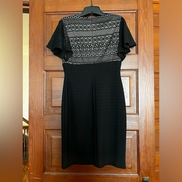 Jessica Simpson size 8 black flutter sleeve party dress - Picture 4 of 4